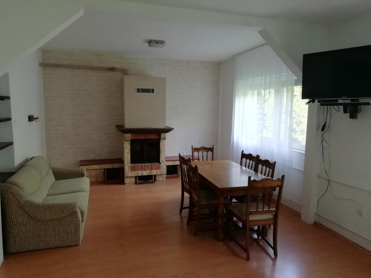 דירות בקשצ'אבה Maci Vendeghaz מראה חיצוני תמונה